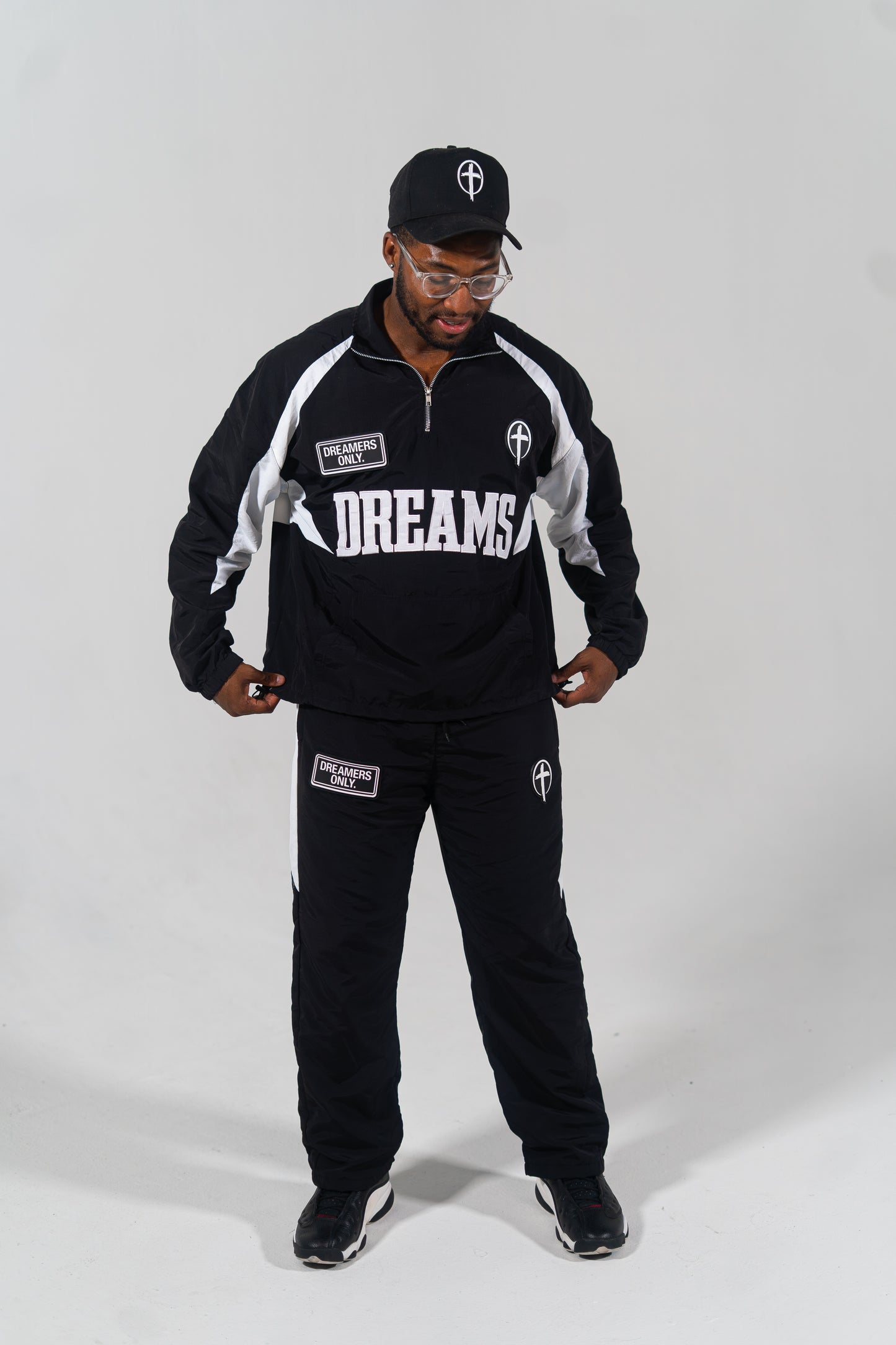 "DREAMS" Windbreaker Top (Black)