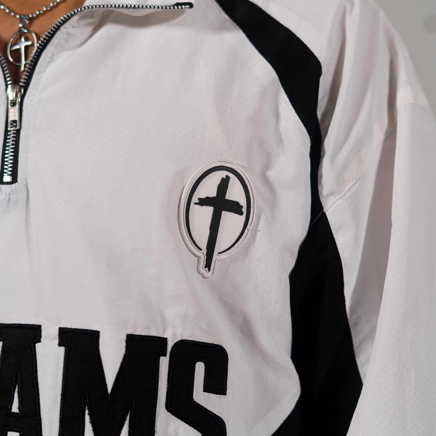 "DREAMS" Windbreaker Top (White)