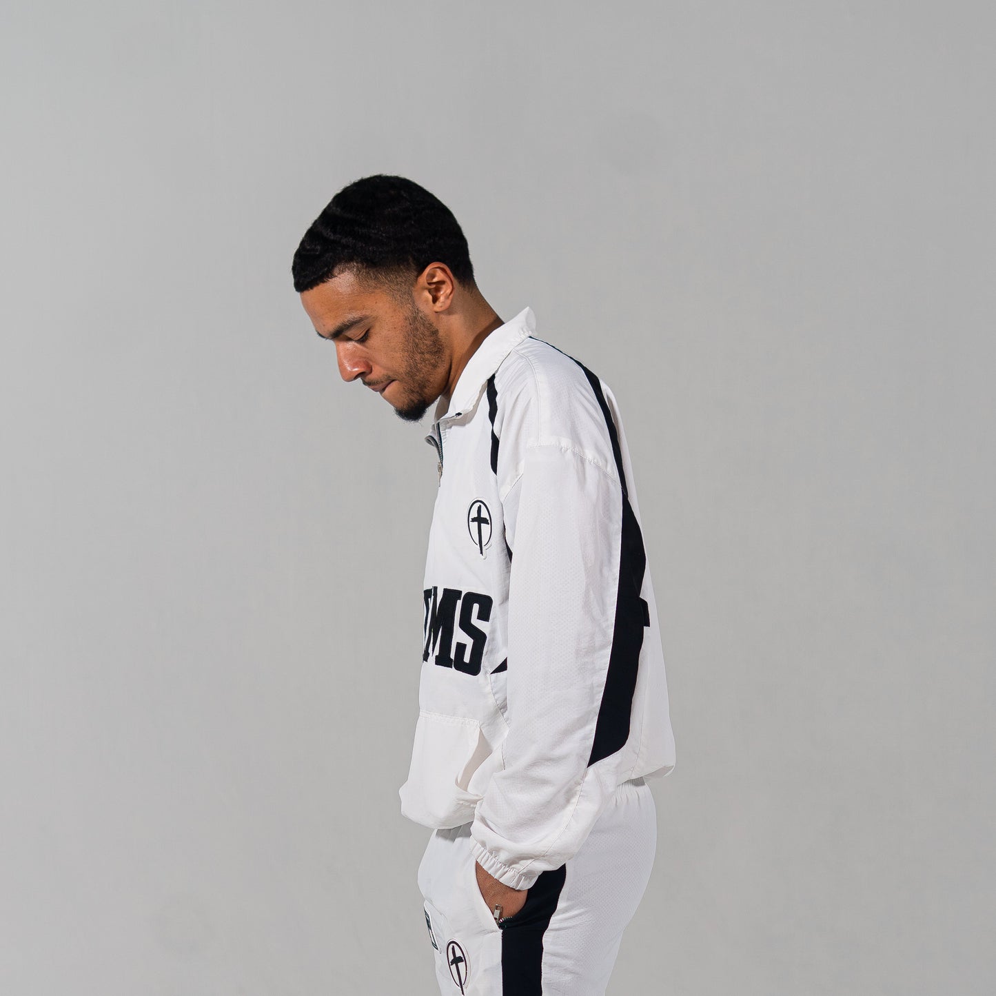 "DREAMS" Windbreaker Top (White)